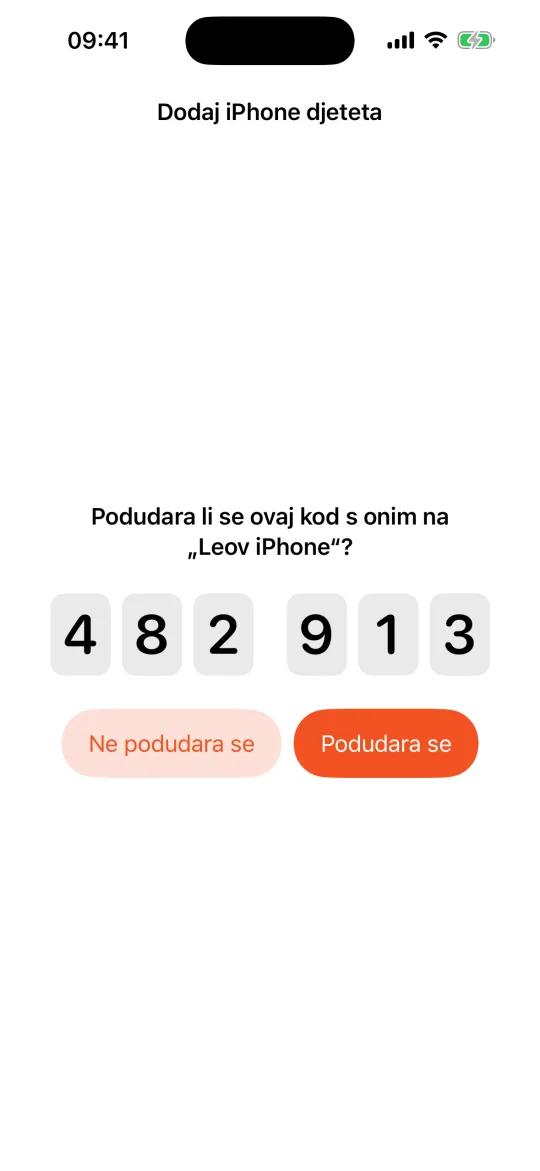 Oba iPhonea prikazuju isti šesteroznamenkasti kod