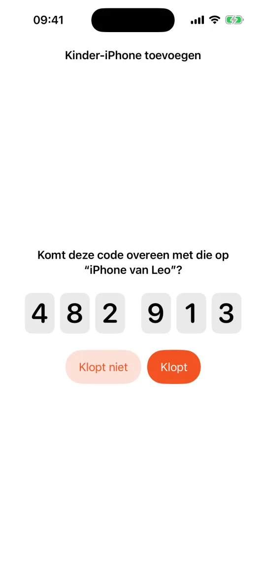 Beide iPhones tonen dezelfde 6-cijferige code